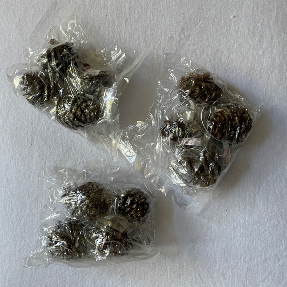 Pinecone Ornaments with Glitter & Beads, Set of 24, NWT - Picture 13 of 16